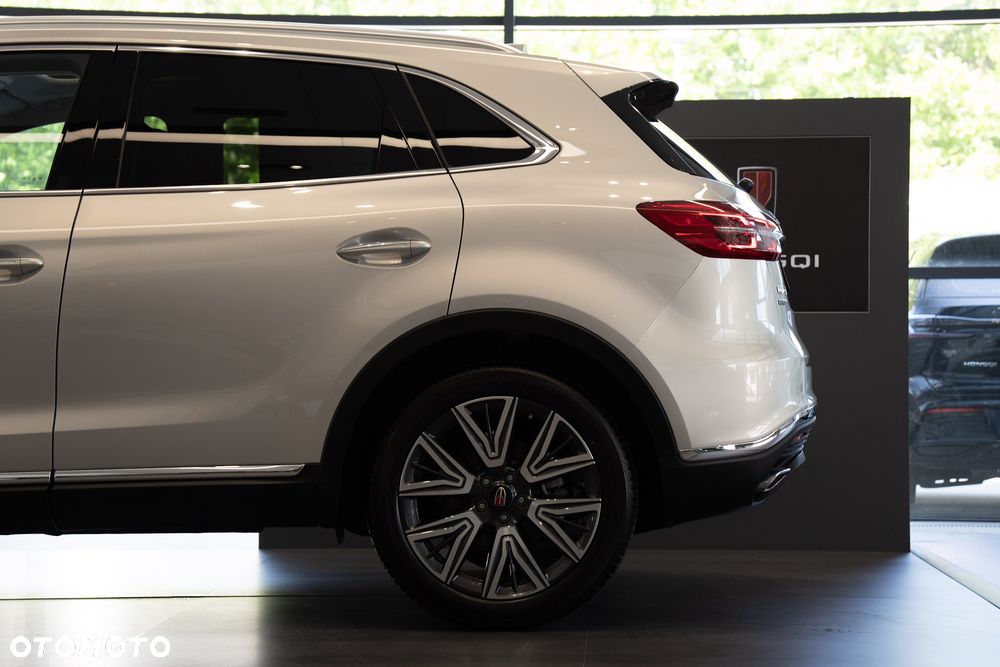 Hongqi HS5 - 5