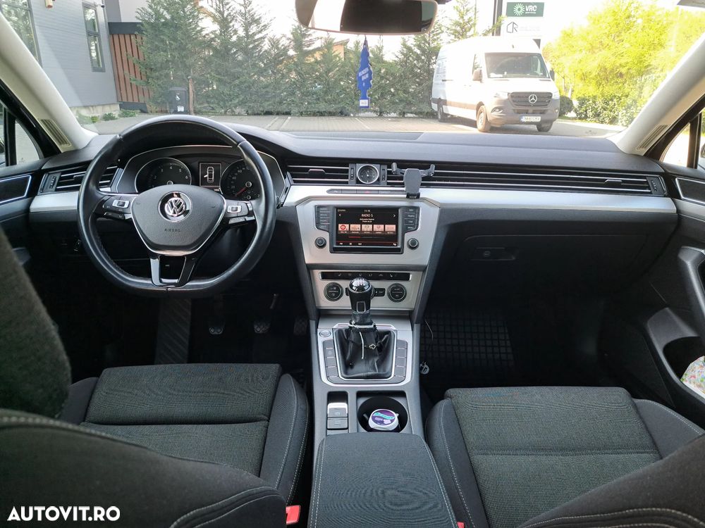 Volkswagen Passat 1.4 TSI ACT Comfortline - 13