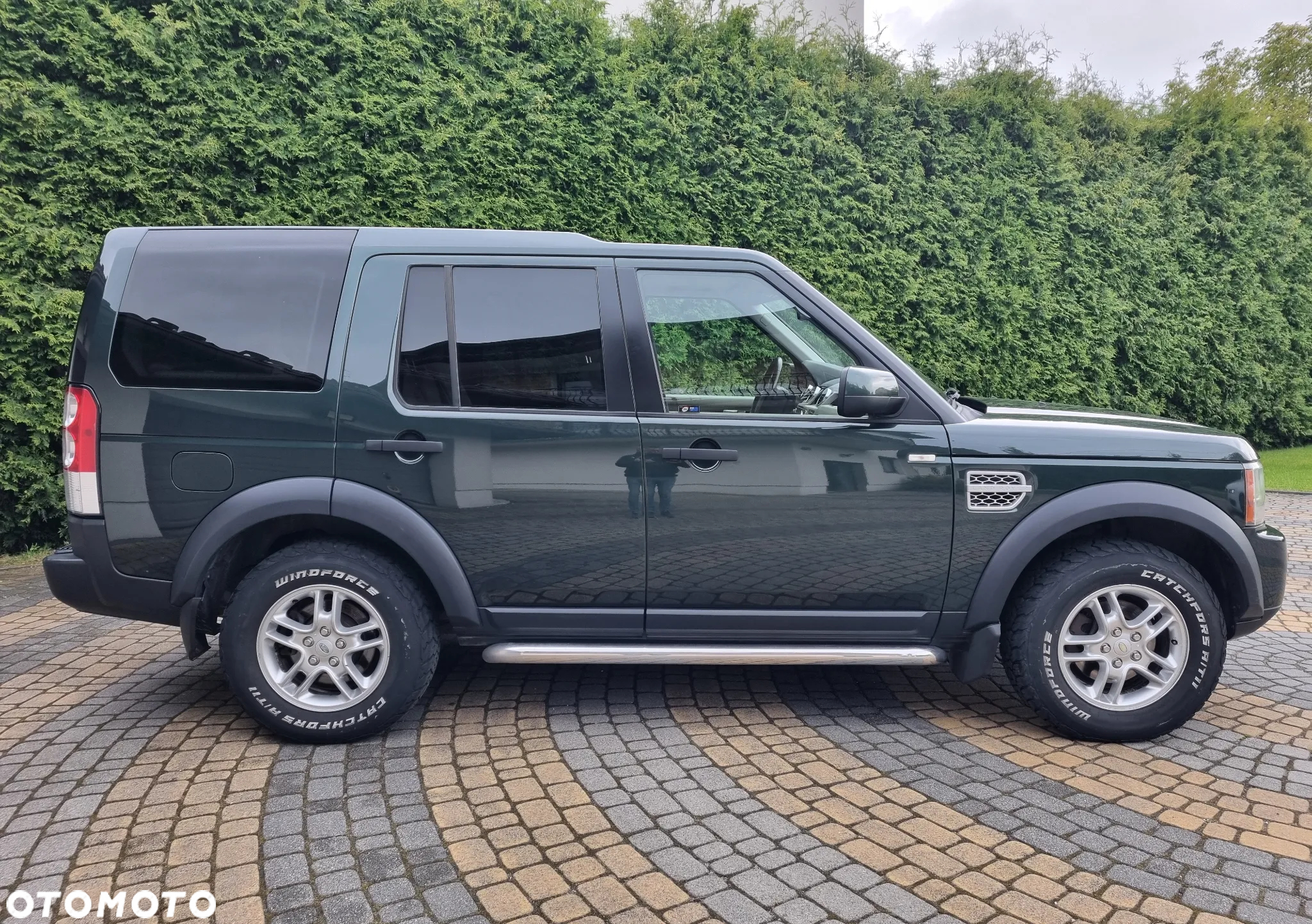 Land Rover Discovery IV 2.7D V6 S - 9