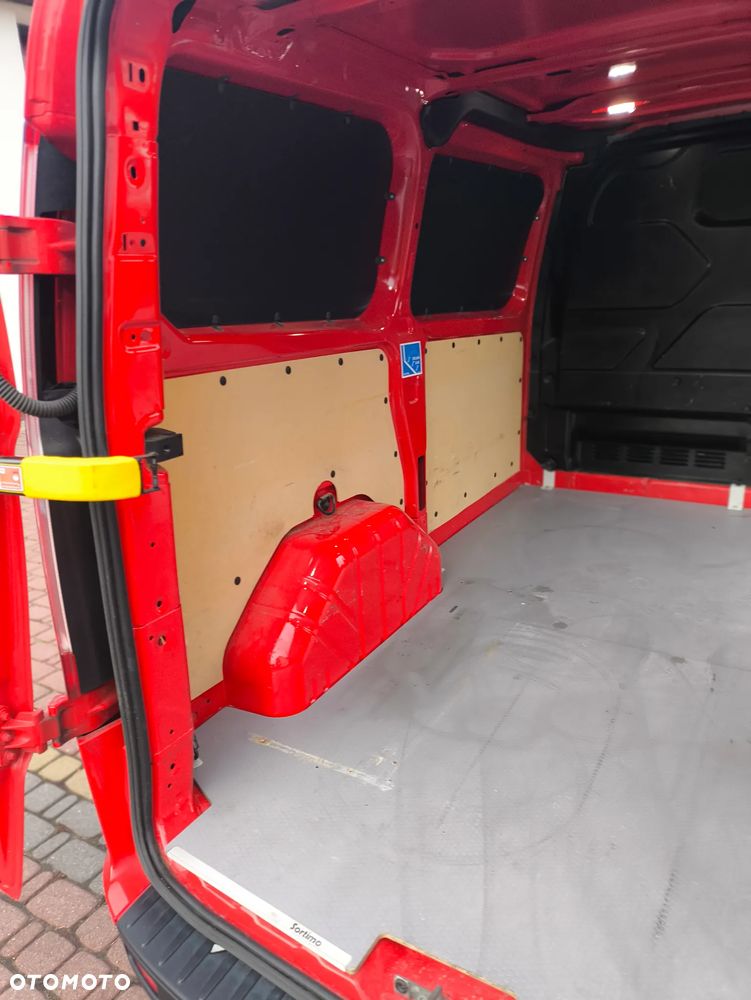 Ford Transit Custom - 16