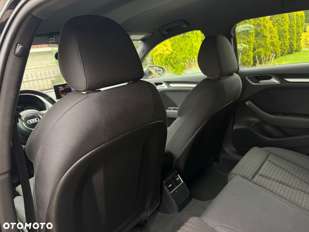 Audi A3 Sportback 2.0 TDI S line Sportpaket - 10