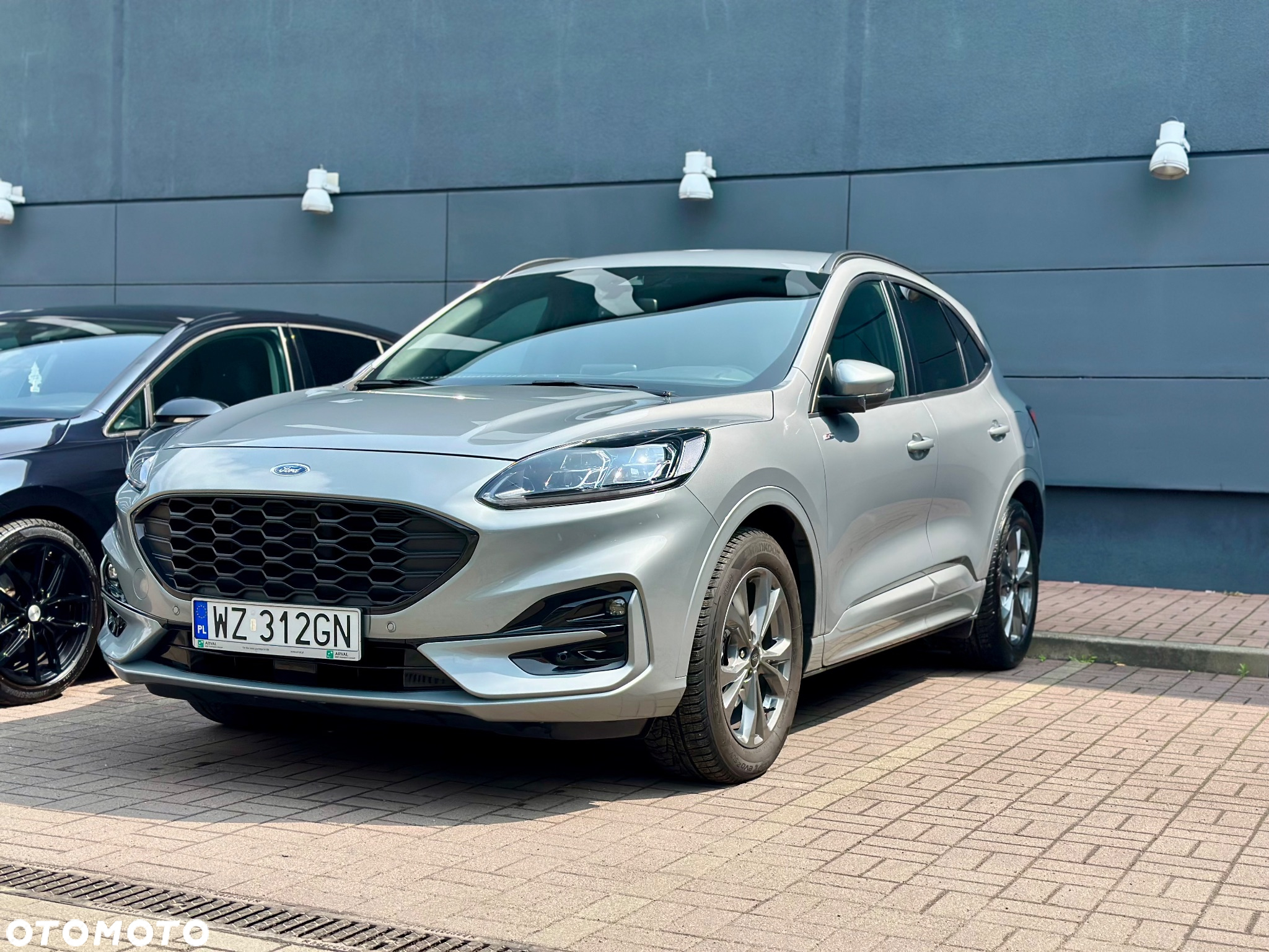 Ford Kuga - 2