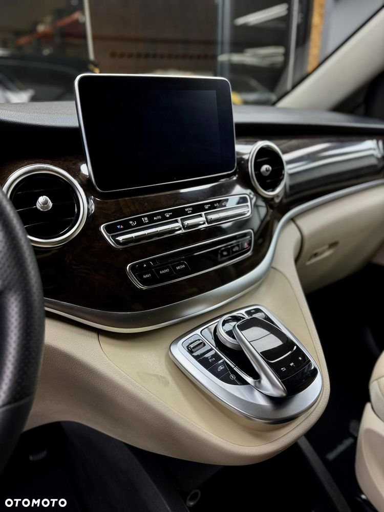 Mercedes-Benz Klasa V 300 d 9G-Tronic (d³ugi) - 27