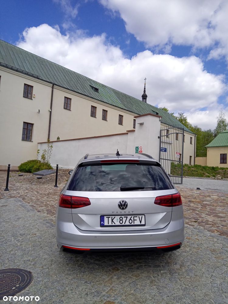 Volkswagen Passat 2.0 TDI SCR DSG Business - 5