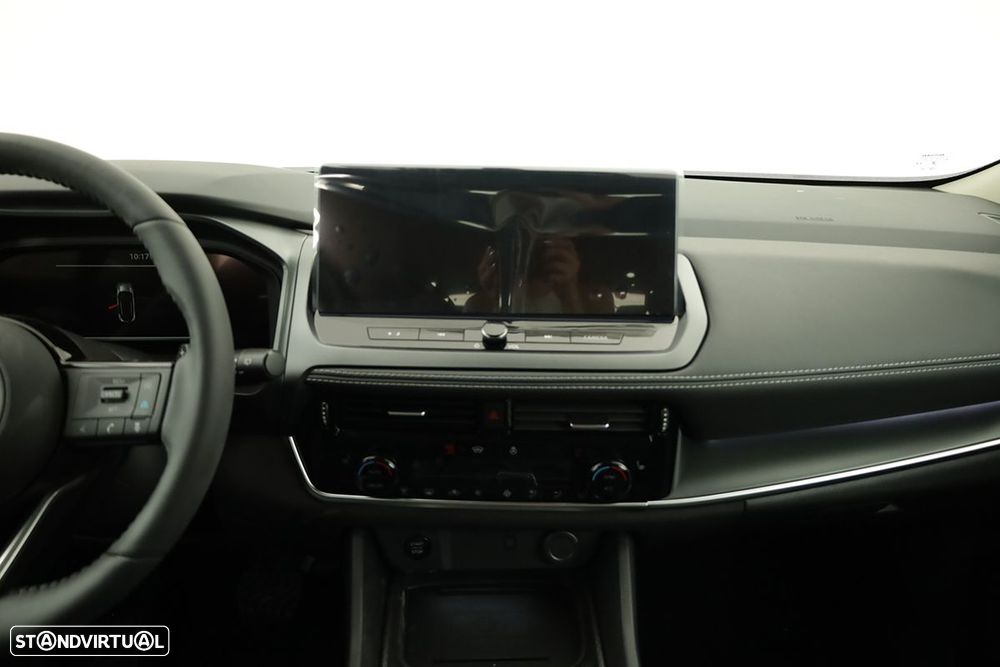 Nissan Qashqai 1.3 DIG-T N-Connecta LED Xtronic - 8