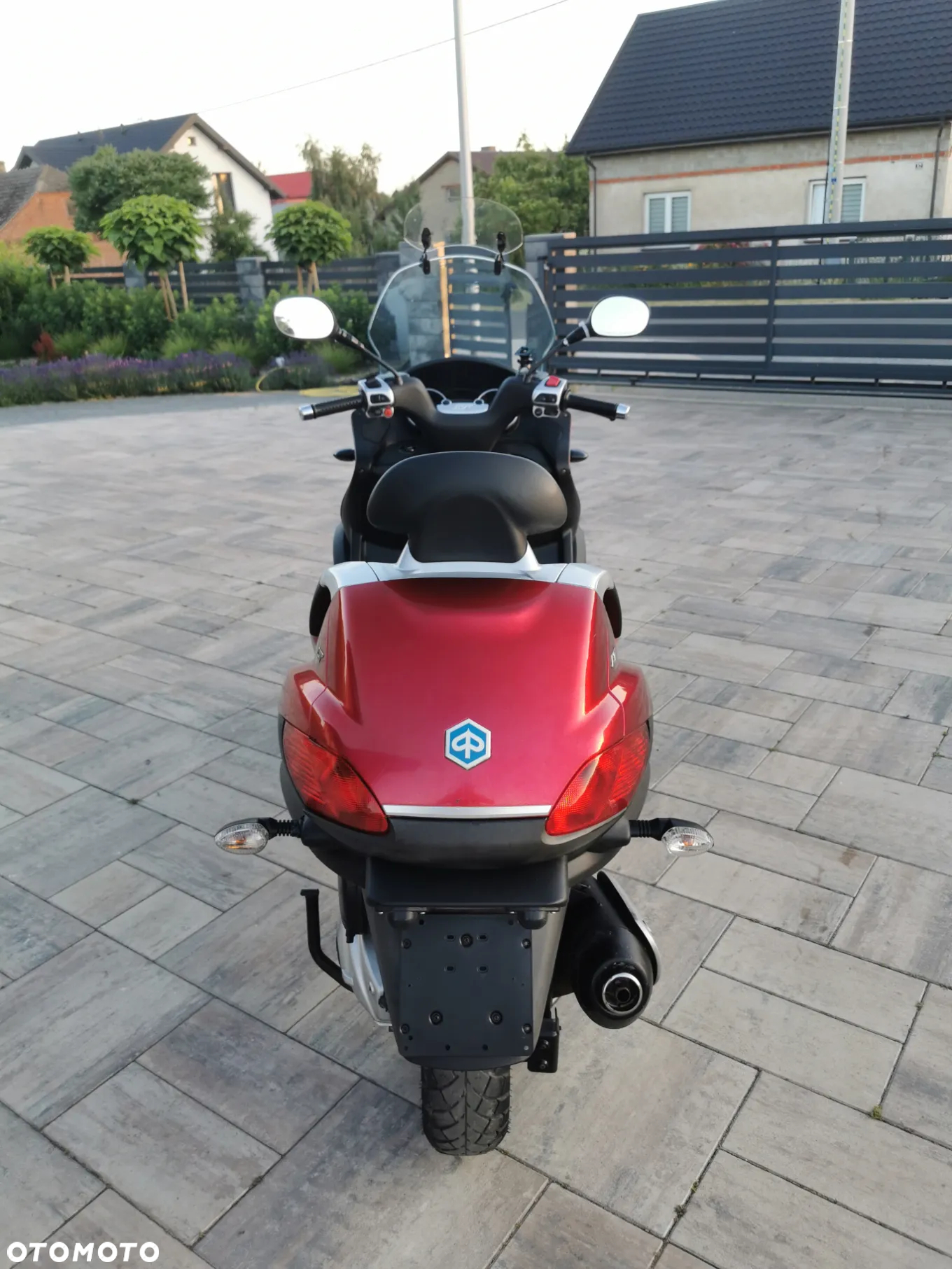 Piaggio MP-3 - 14