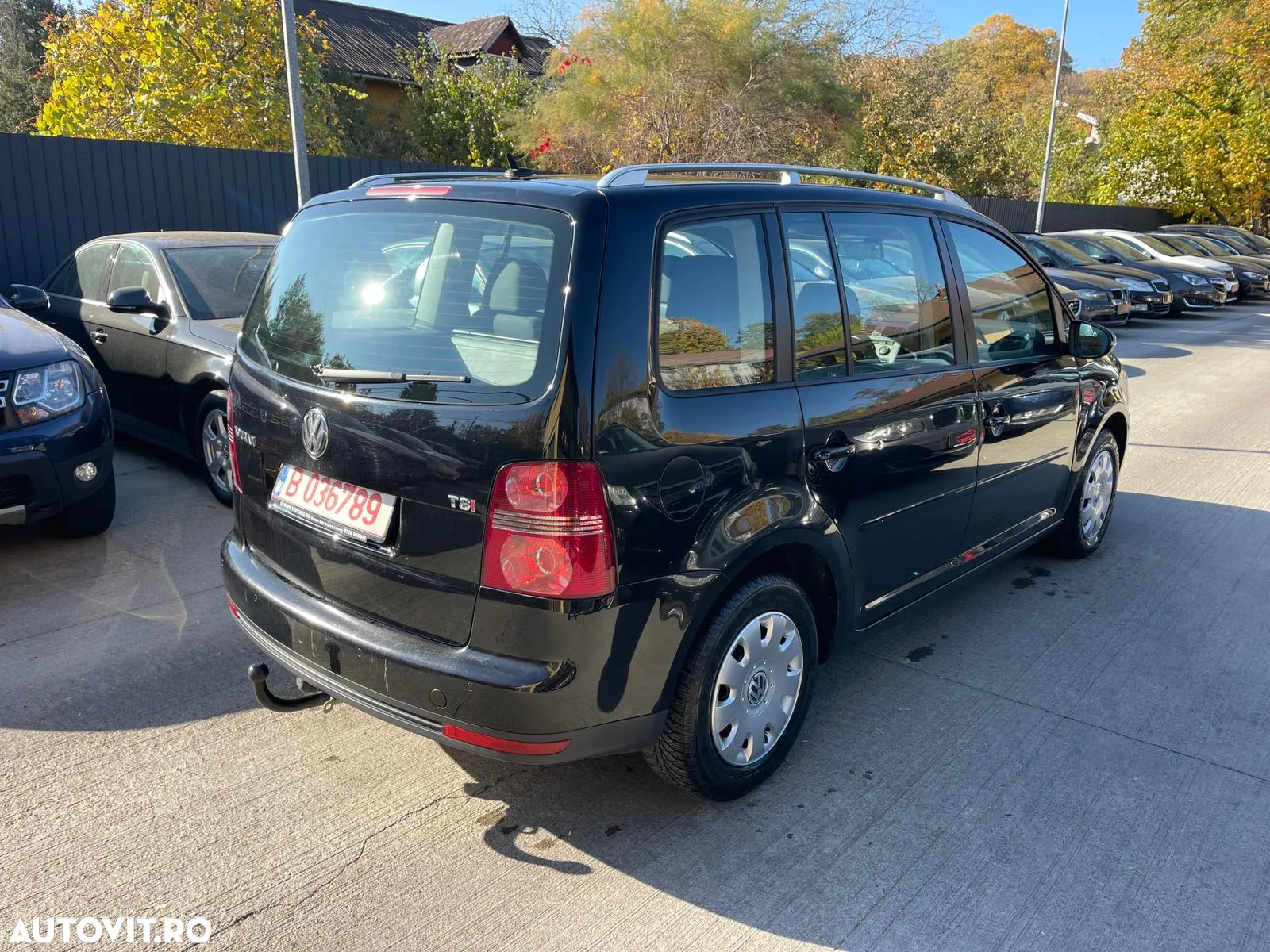 Volkswagen Touran 1.4 TSI Trendline - 4