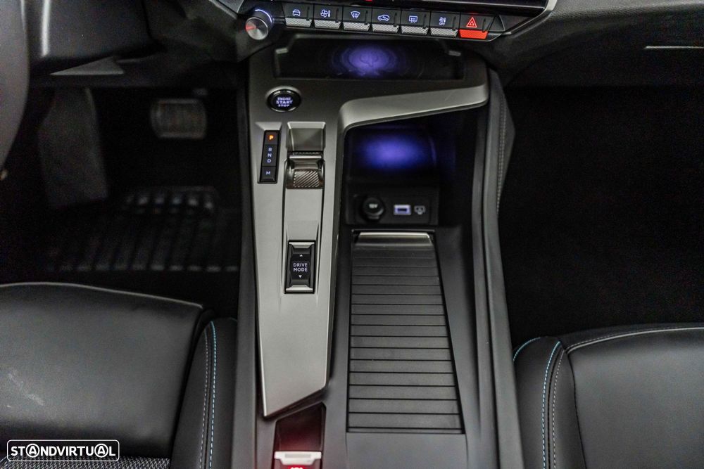 Peugeot 308 SW 1.2 PureTech Allure EAT8 - 41