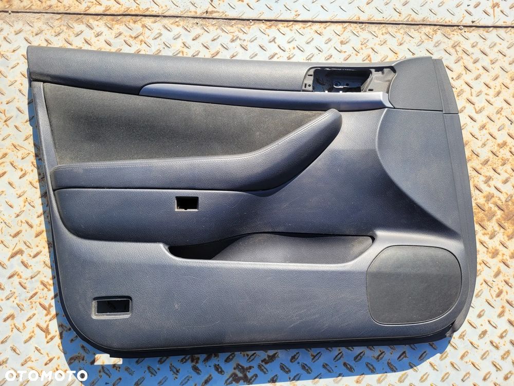 Boczek drzwi lewy prawy przód Toyota Avensis T25 Lift 2008r Europa kombi - 1