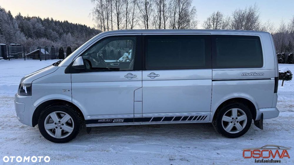 Volkswagen Multivan - 10