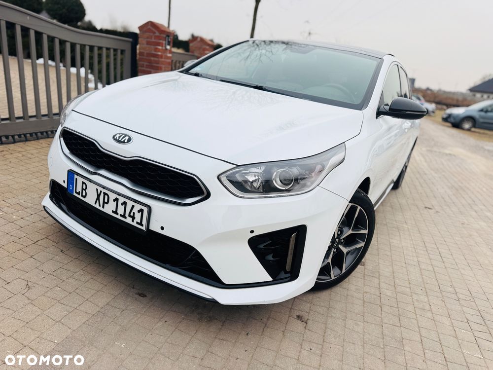 Kia ProCeed 1.5 T-GDI GT Line - 26