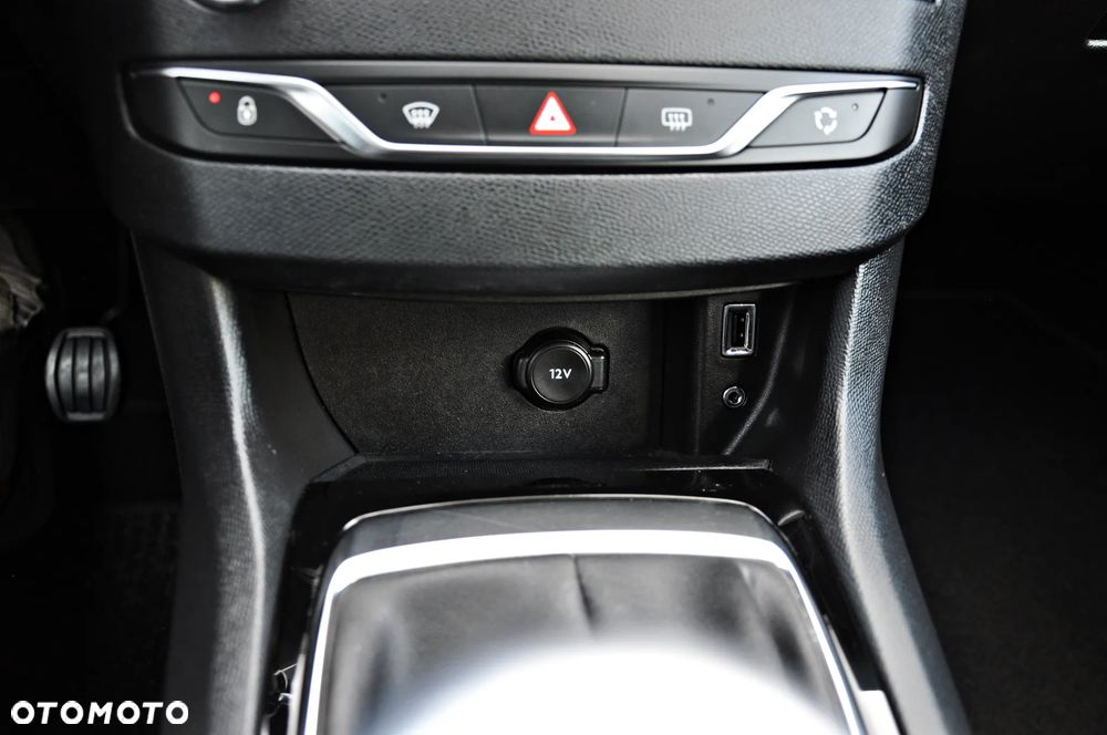 Peugeot 308 1.6 THP Active - 28