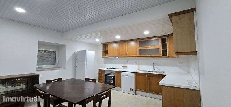 Casa para alugar - Grande imagem: 2/6