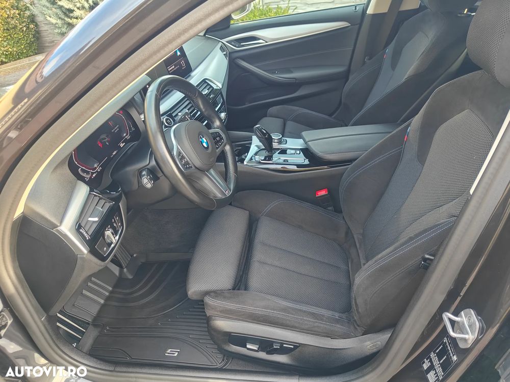 BMW Seria 5 520d AT MHEV - 13