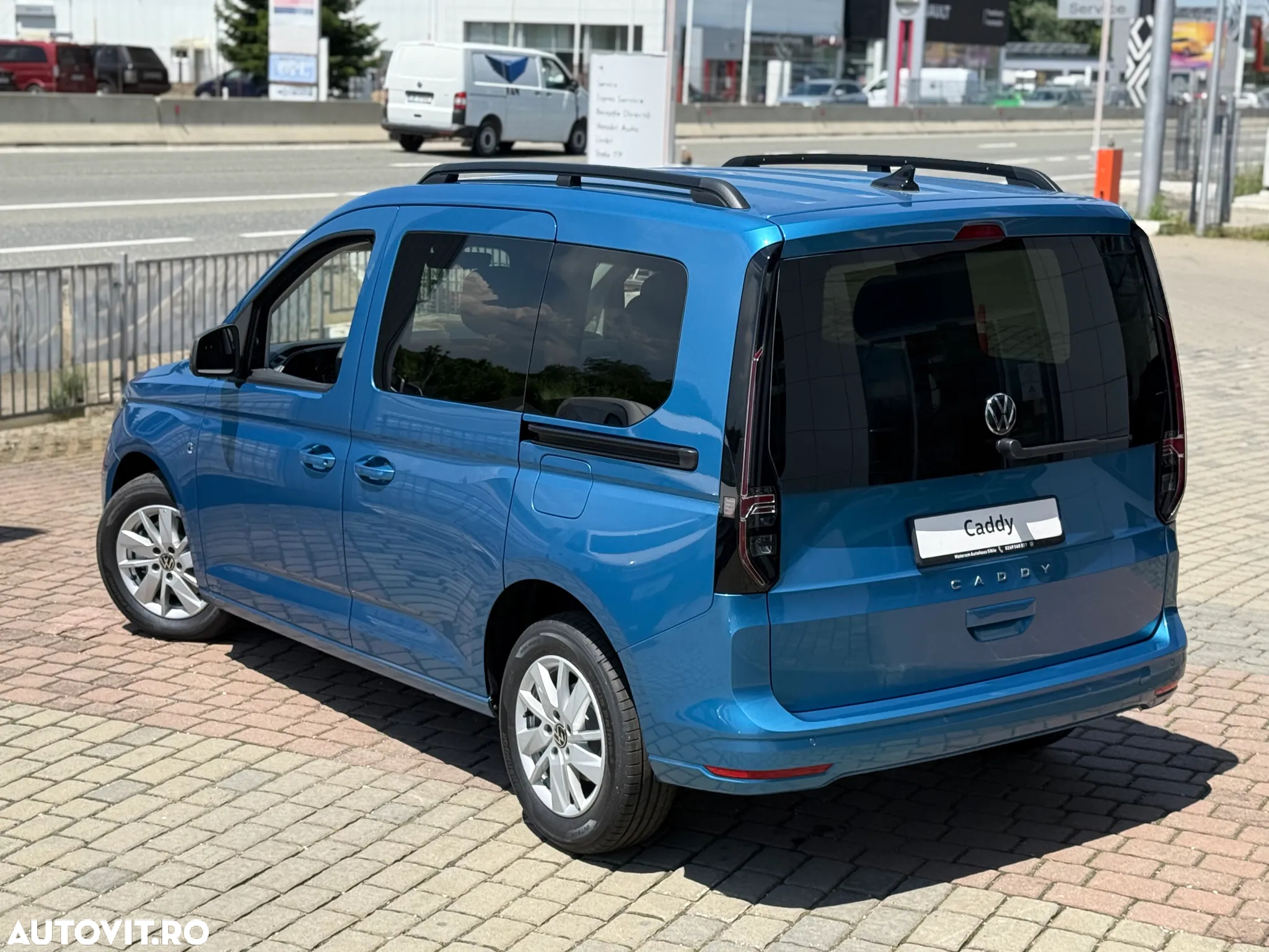 Volkswagen Caddy - 9