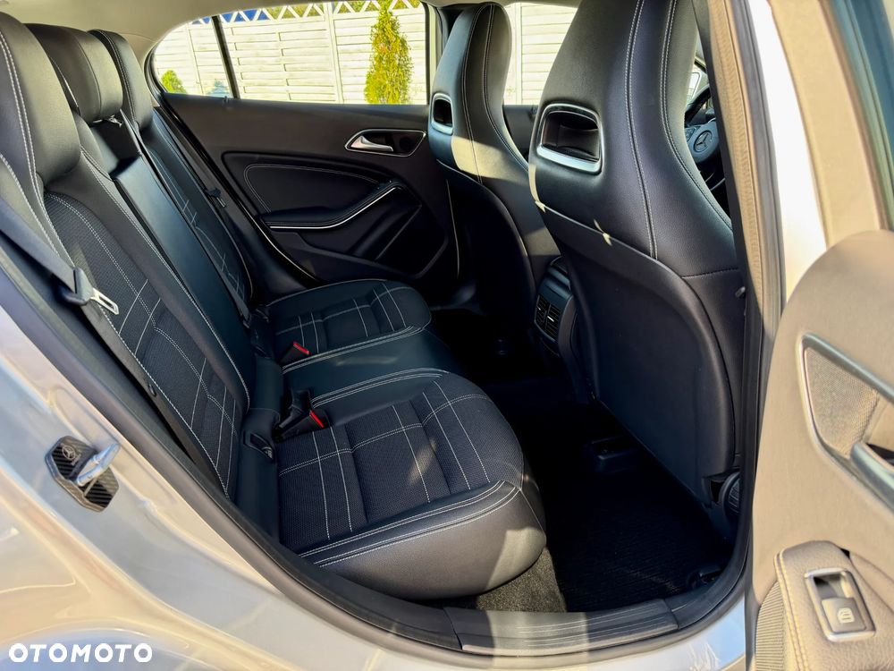 Mercedes-Benz GLA 180 (CDI) d 7G-DCT Style - 18