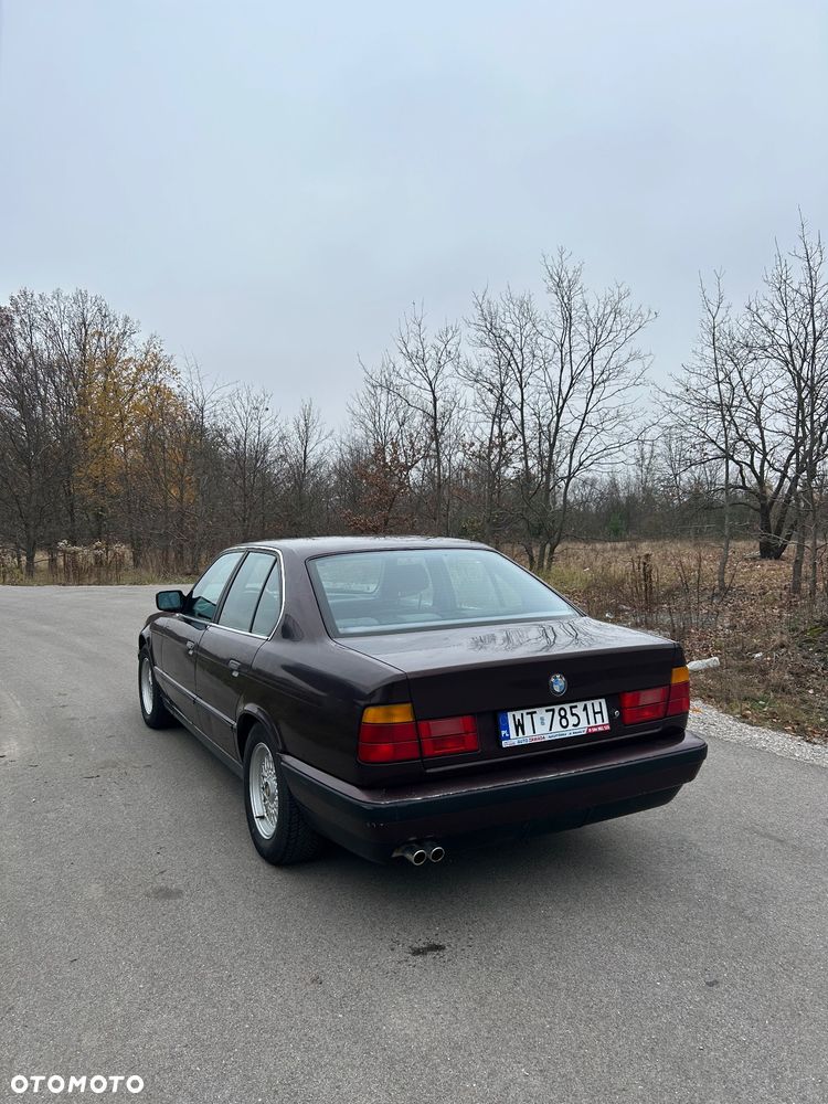 BMW Seria 5 525i - 5