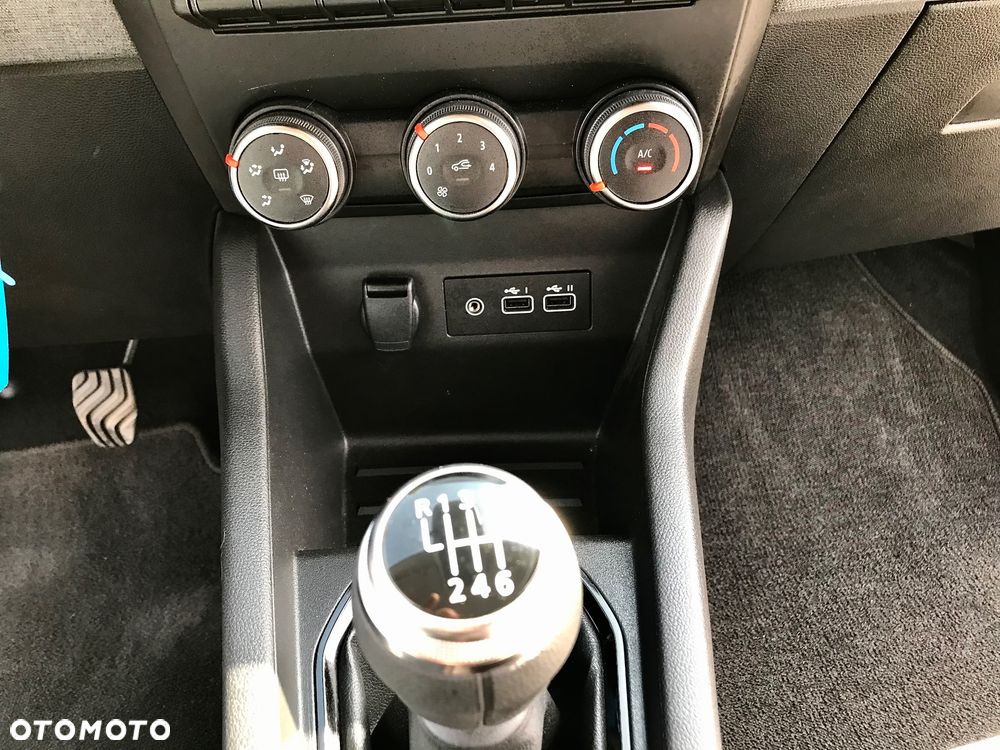 Renault Clio TCe 90 ESPIRIT ALPINE - 24