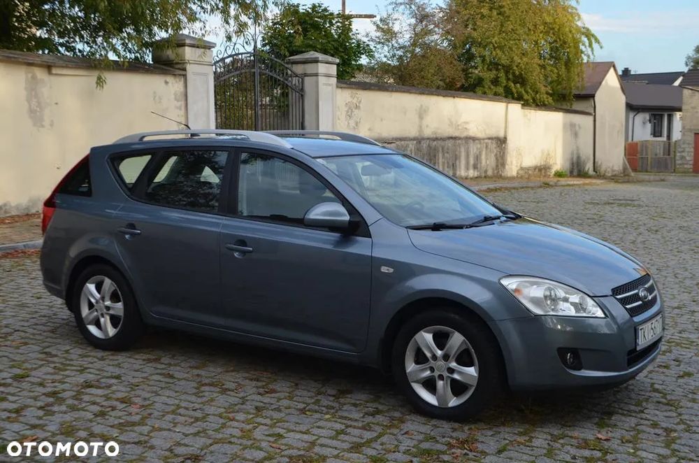 Kia Ceed Cee'd 1.6 Comfort + - 11
