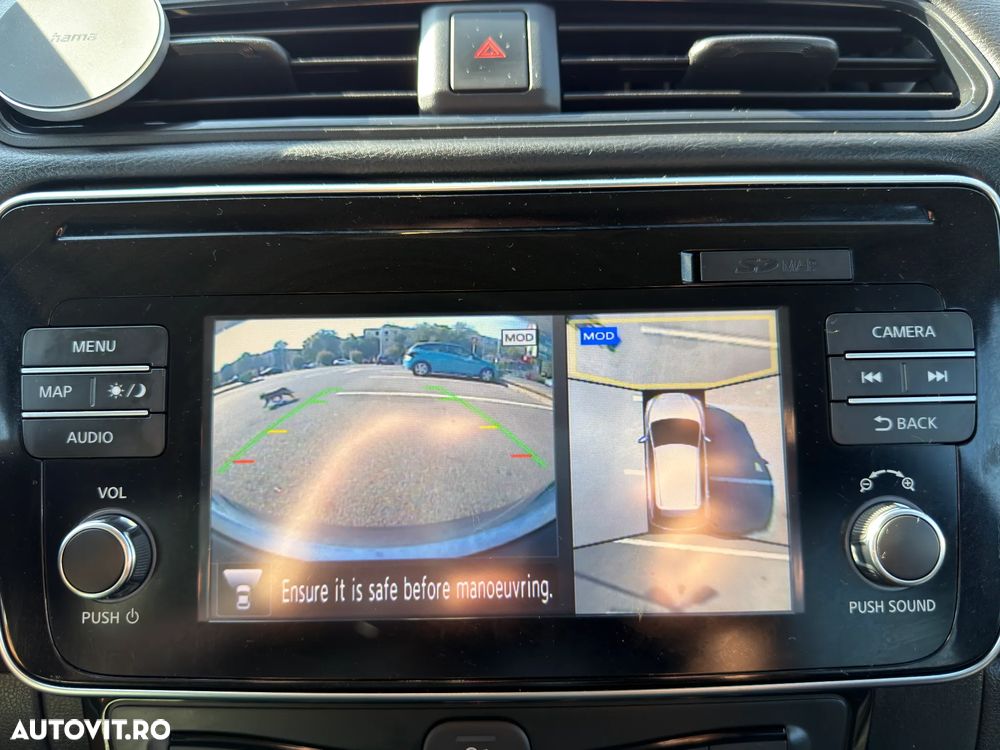 Nissan LEAF N-Connecta - 20