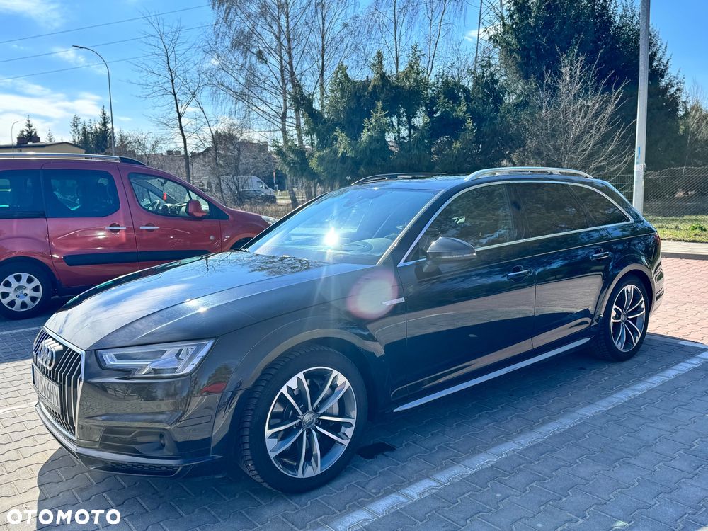 Audi A4 Allroad - 11