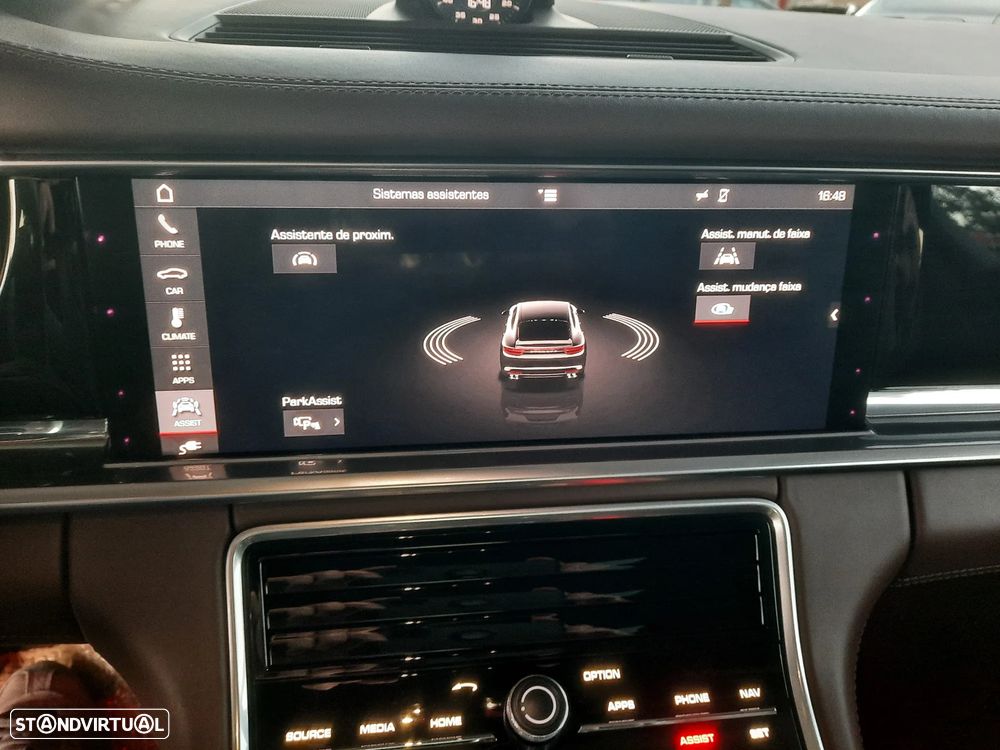 Porsche Panamera 4 E-Hybrid - 51