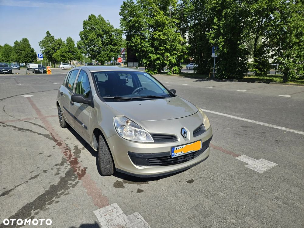 Renault Clio 1.4 16V Authentique - 2