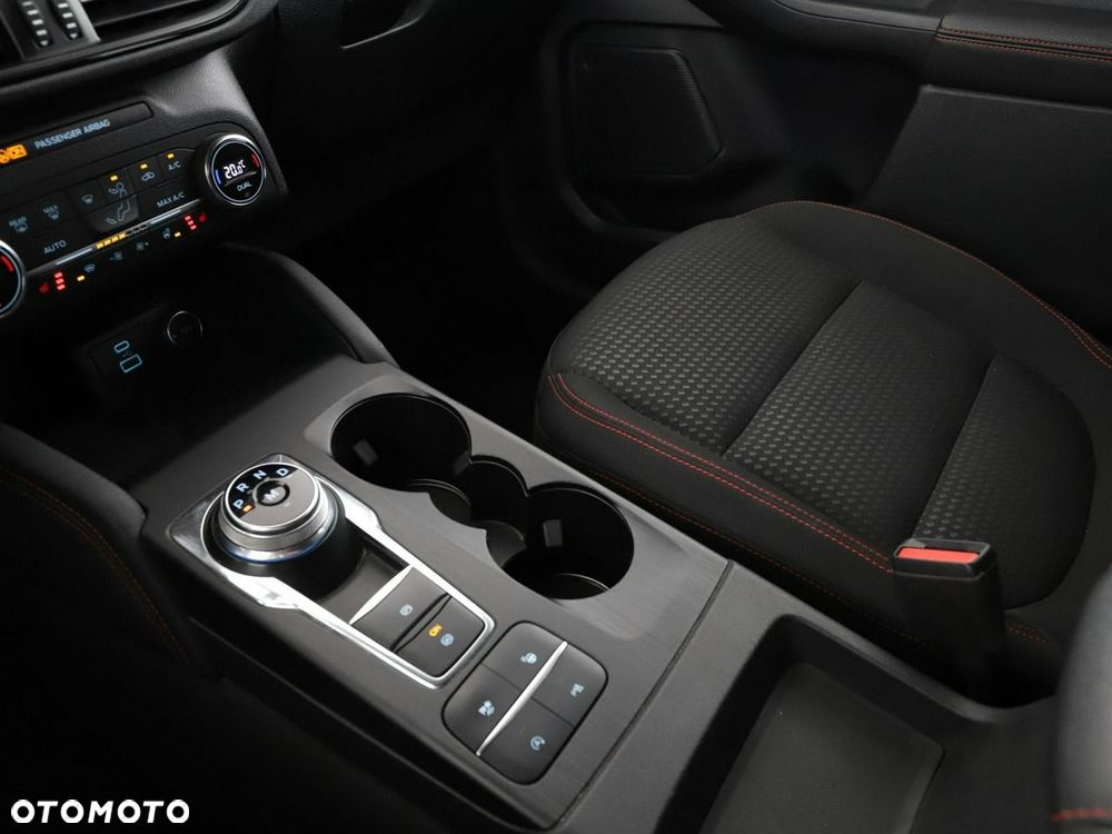 Ford Kuga 2.0 EcoBlue AWD ST-Line - 34