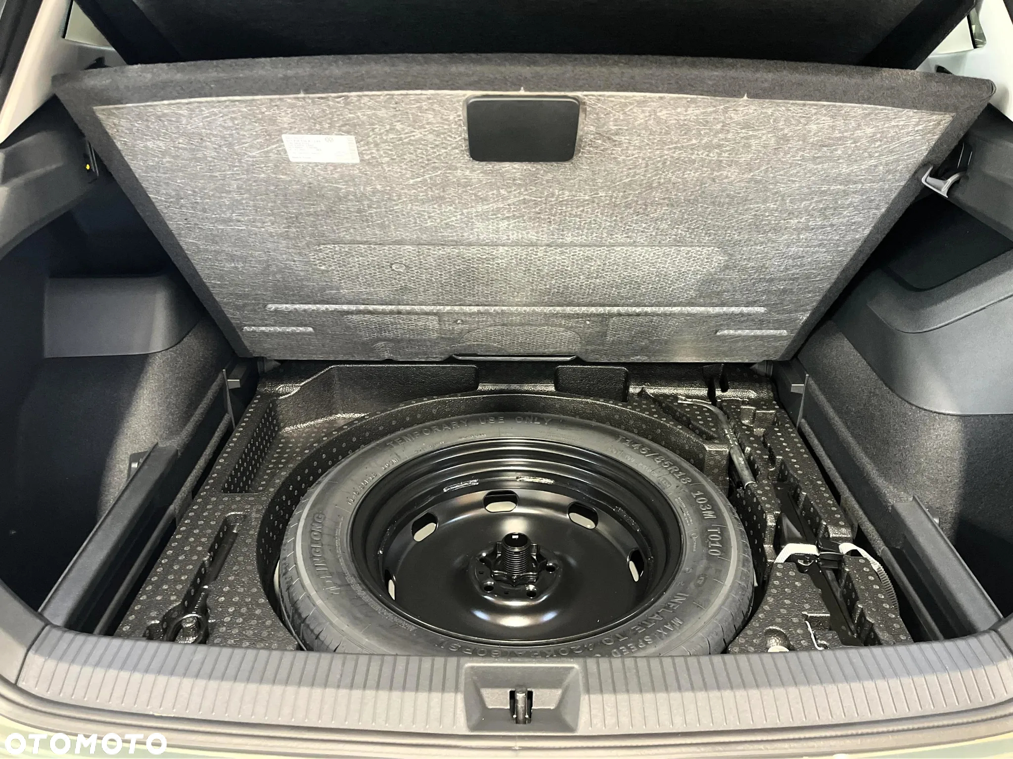 Volkswagen Tiguan 1.5 eTSI Special Edition DSG - 33