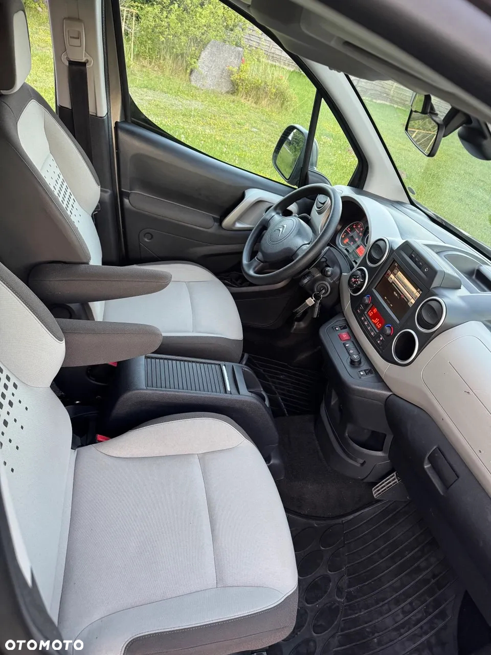 Citroën Berlingo Multispace BlueHDi 100 S&S ETG6 SHINE - 11