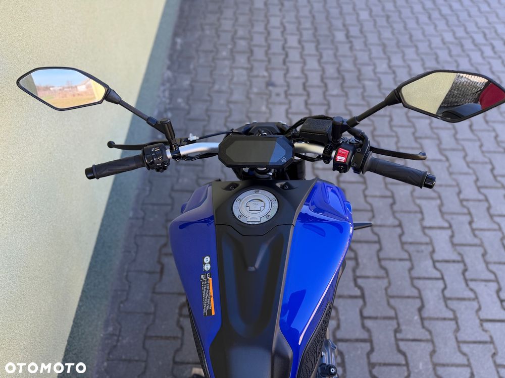 Yamaha MT - 17
