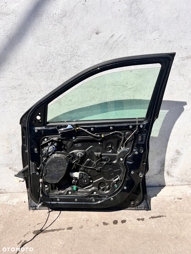 GRAND CHEROKEE WK2- DRZWI PRZEDNIE - 3