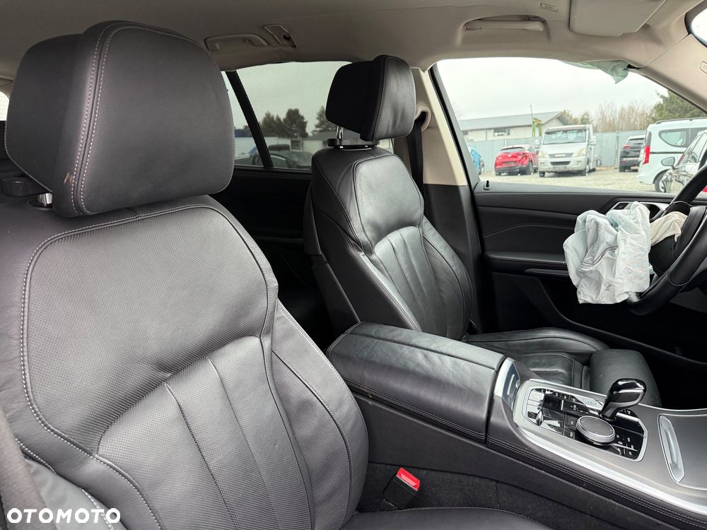 BMW X5 xDrive45e - 19