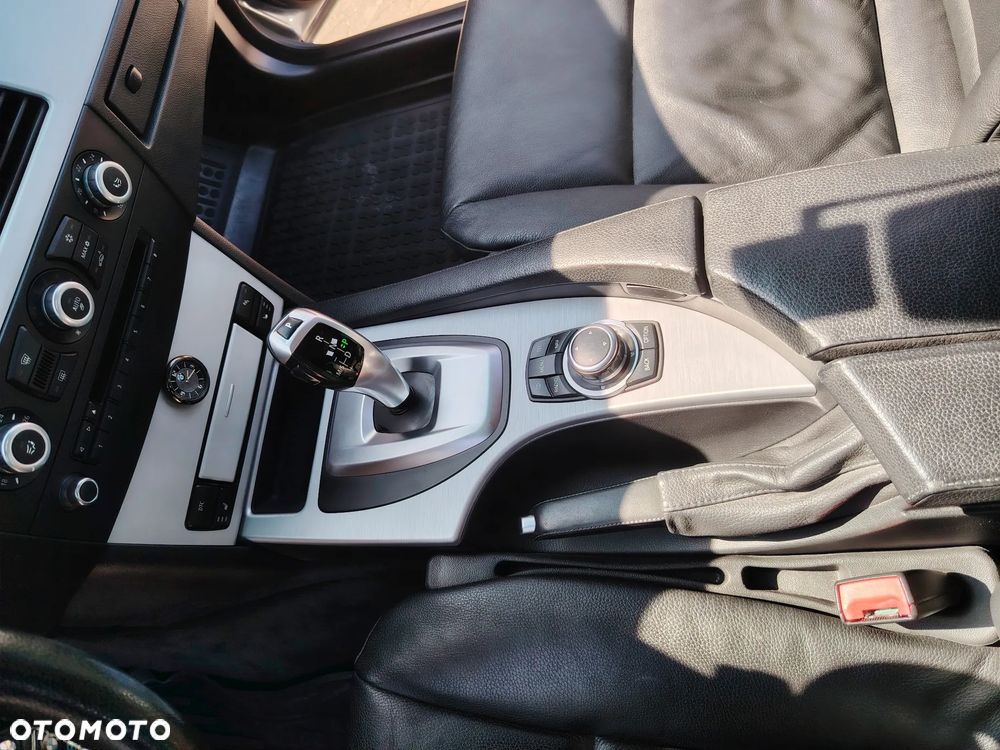 BMW Seria 5 530d - 29