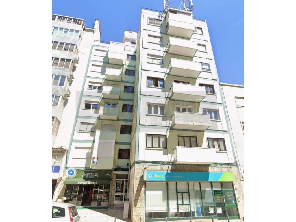 Apartamento T3 Remodelado | Benfica - Av. do Uruguai nº4 - Grande imagem: 2/19