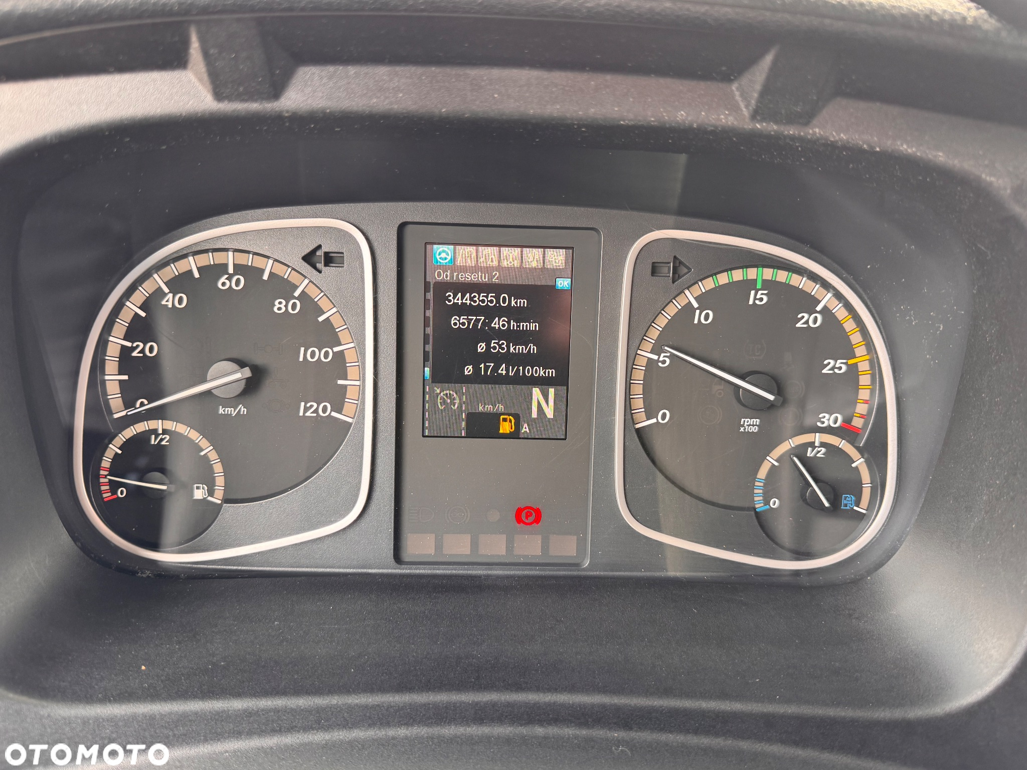Mercedes-Benz ATEGO - 28