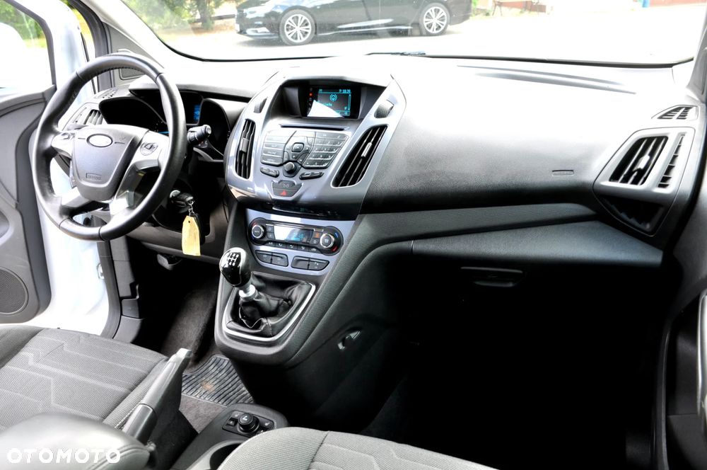 Ford Tourneo Connect 1.6 TDCi Titanium - 26