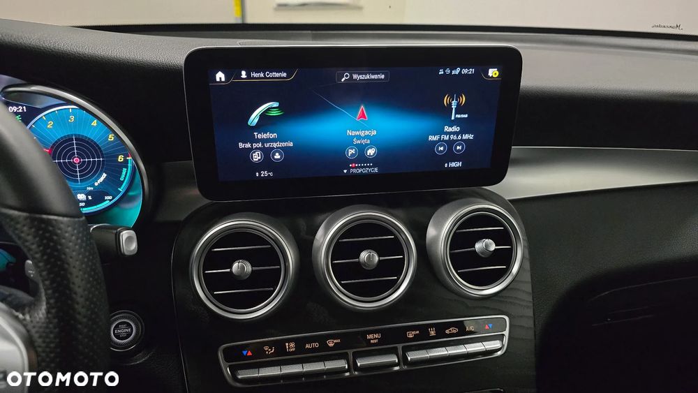 Mercedes-Benz GLC 300 de 4Matic 9G-TRONIC AMG Line Plus - 25