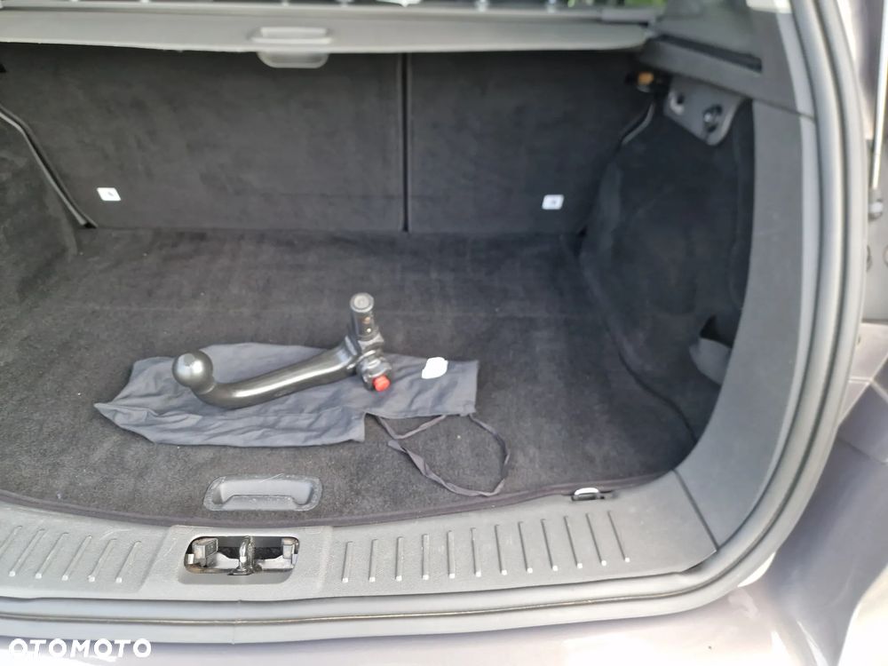 Ford Kuga 2.0 TDCi 4x4 Titanium - 30