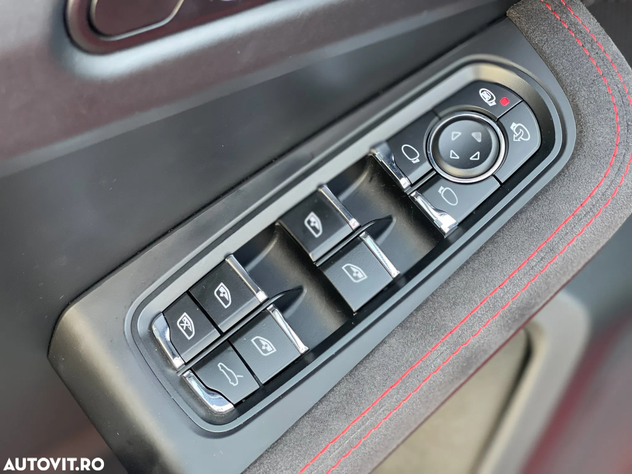 Porsche Macan GTS PDK - 17
