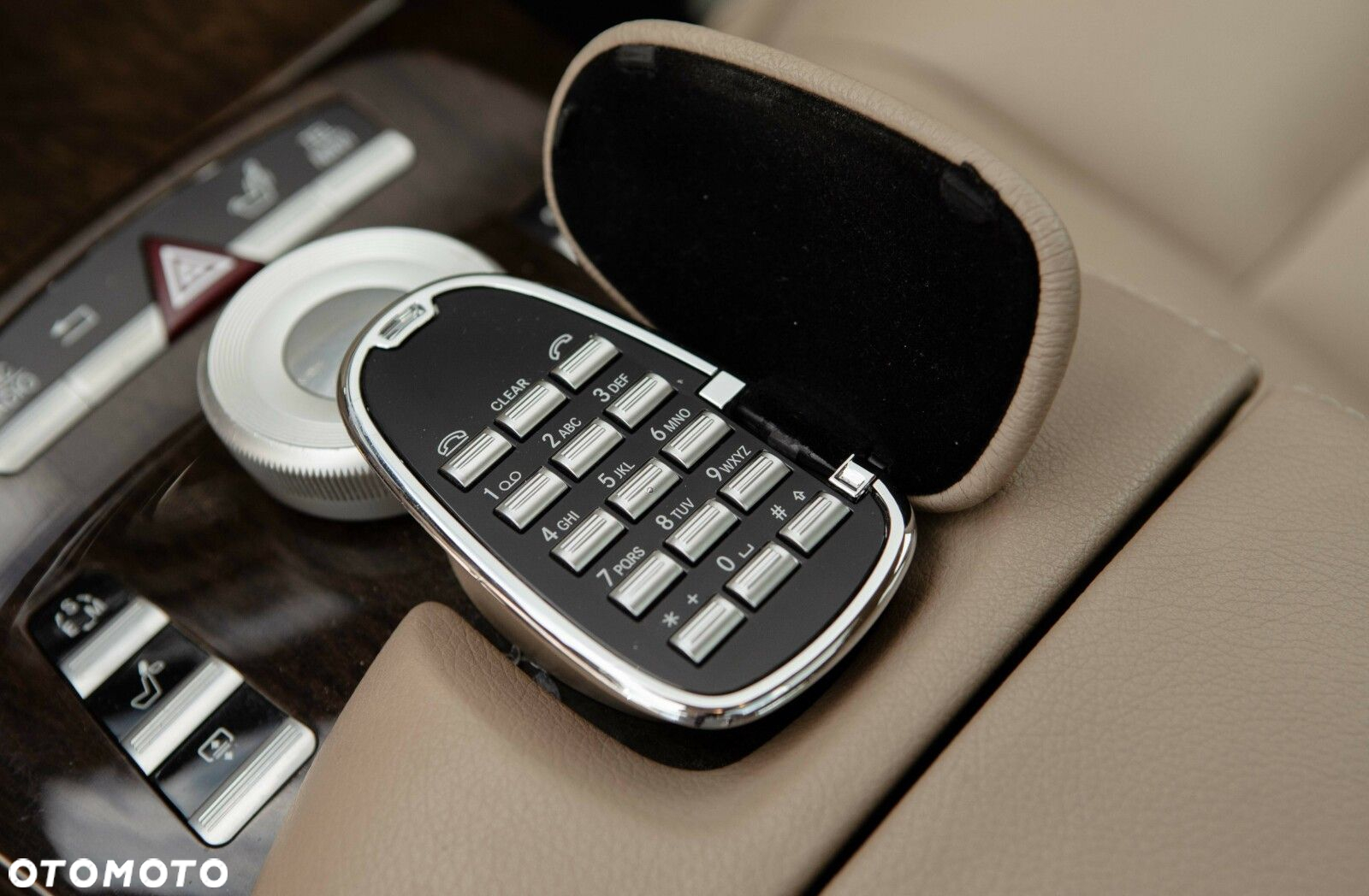 Mercedes-Benz Klasa S 350 BlueTec L 4-Matic - 32