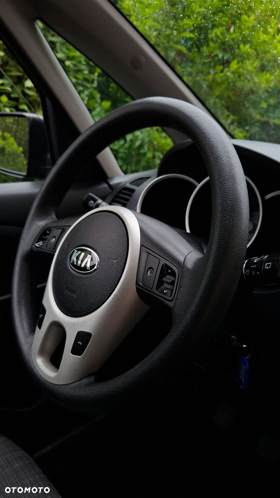 Kia Venga 1.4 CVVT Attract - 21