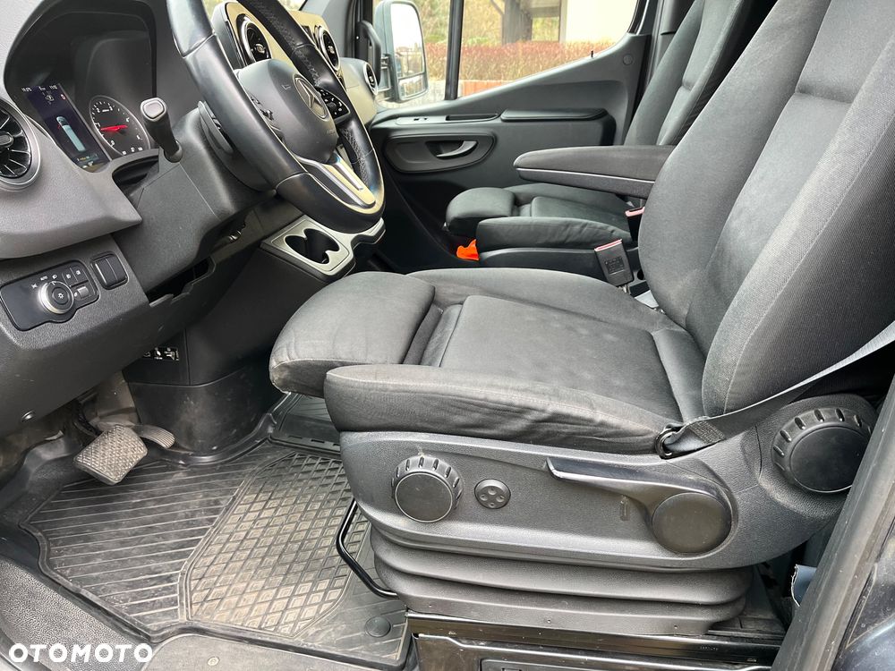 Mercedes-Benz SPRINTER - 10