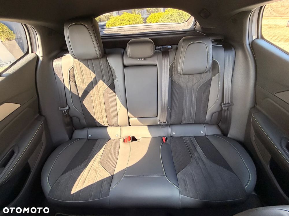 Peugeot 408 1.2 PureTech mHEV GT S&S e-DCS6 - 21