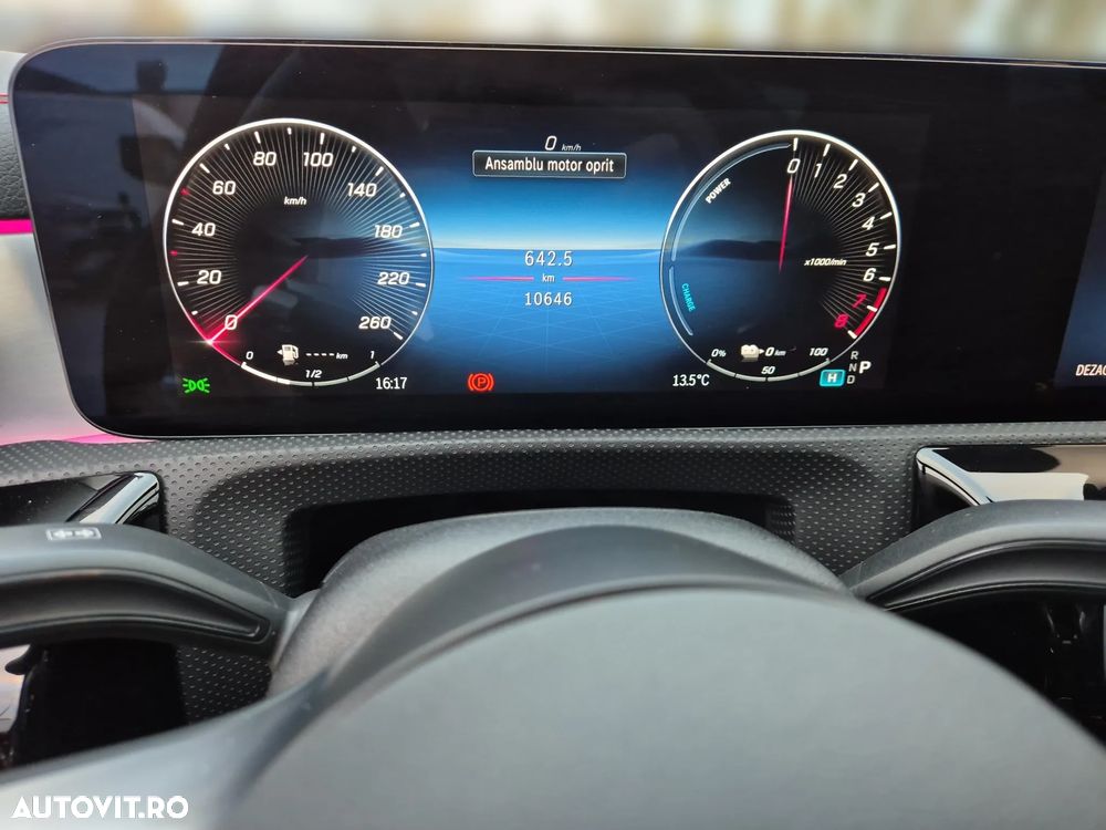 Mercedes-Benz CLA - 13