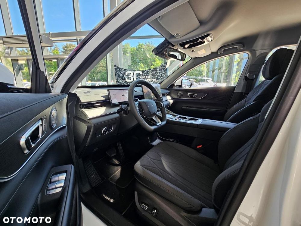 Chery Tiggo 8 1.5 T-GDI Super Hybrid Comfort DCT - 9