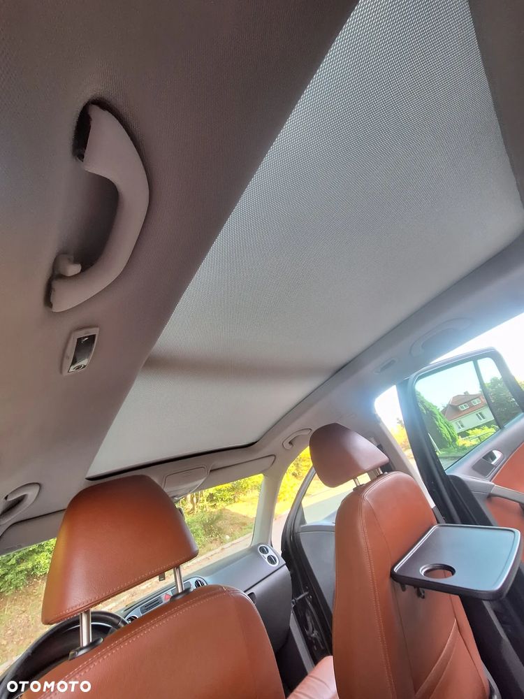 Volkswagen Tiguan 2.0 TDI DPF 4Motion Track & Avenue - 37