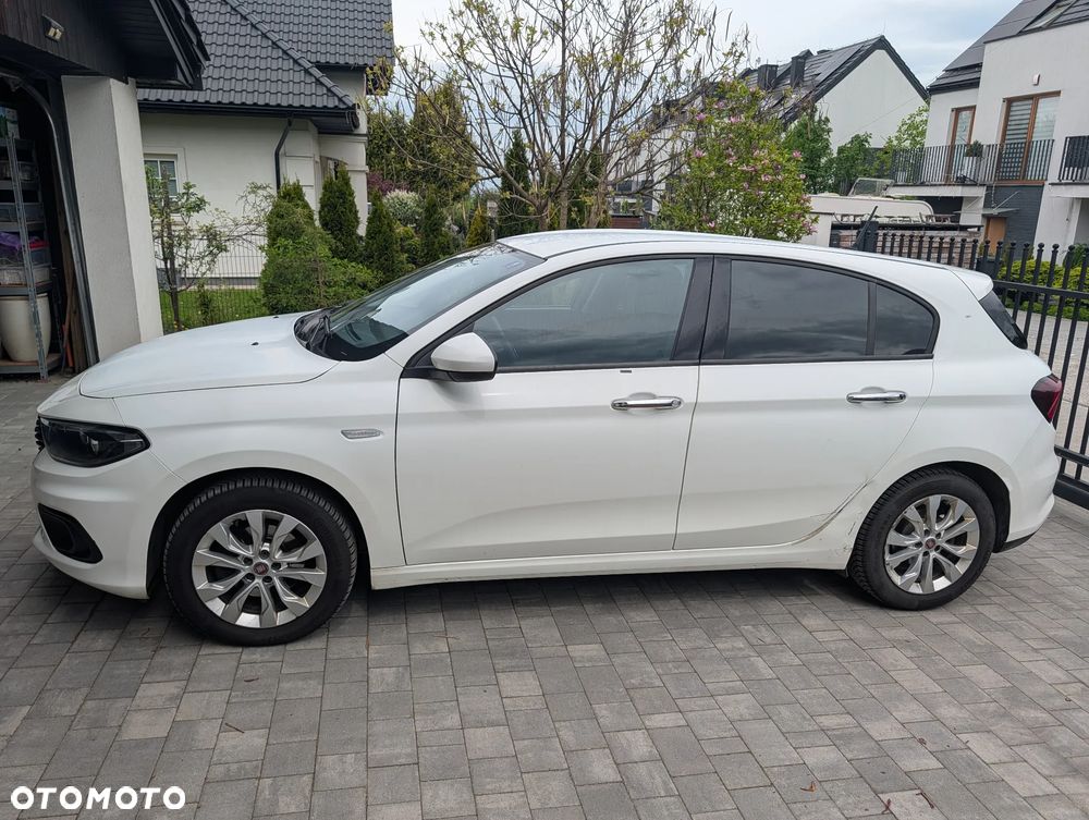 Fiat Tipo 1.6 MultiJet 16v Lounge DDCT - 1
