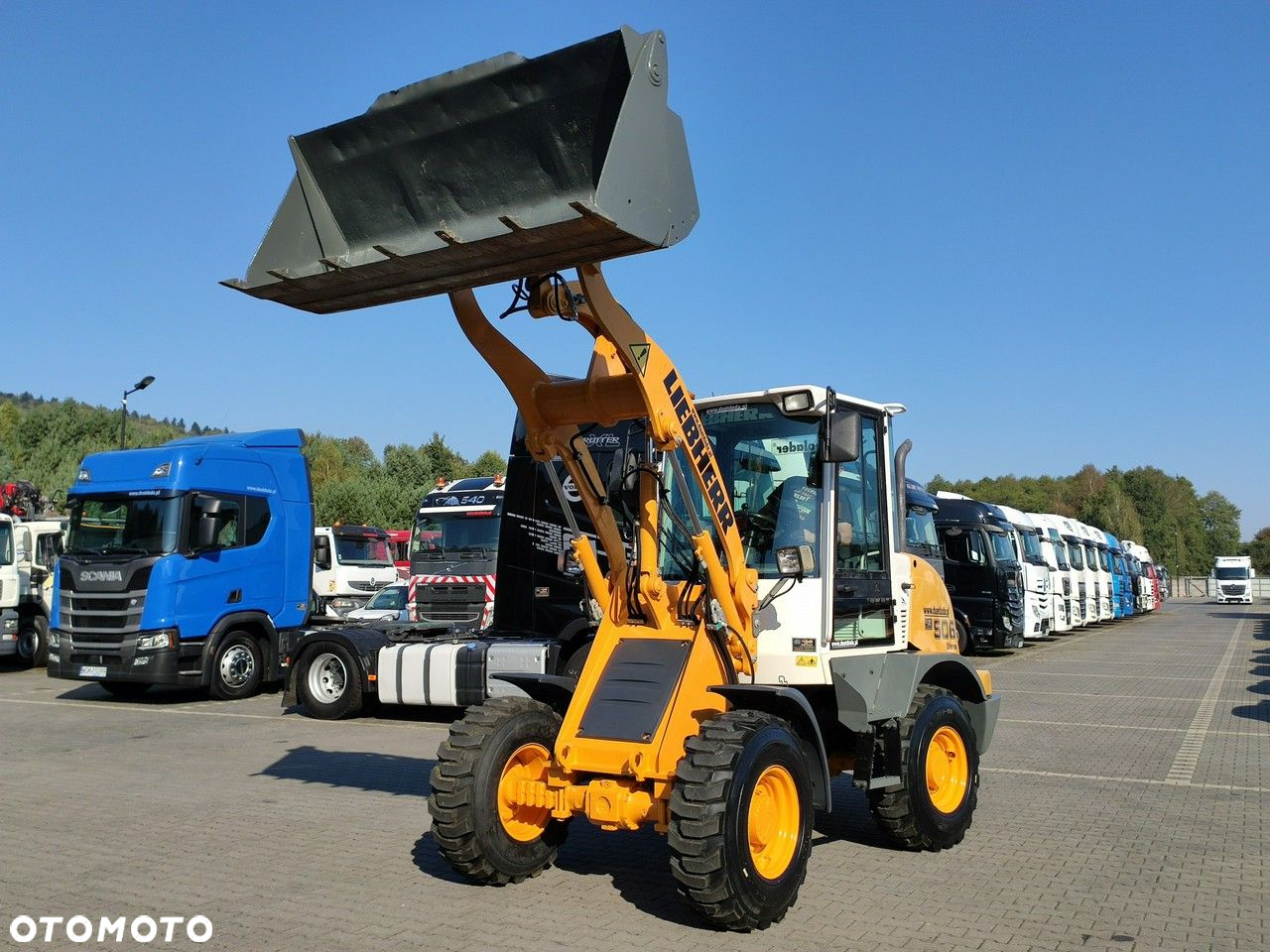 Liebherr L 506 STEREO Szybkozłącze / Łyżka Krokodyl + Widły Waga 6300kg - 4