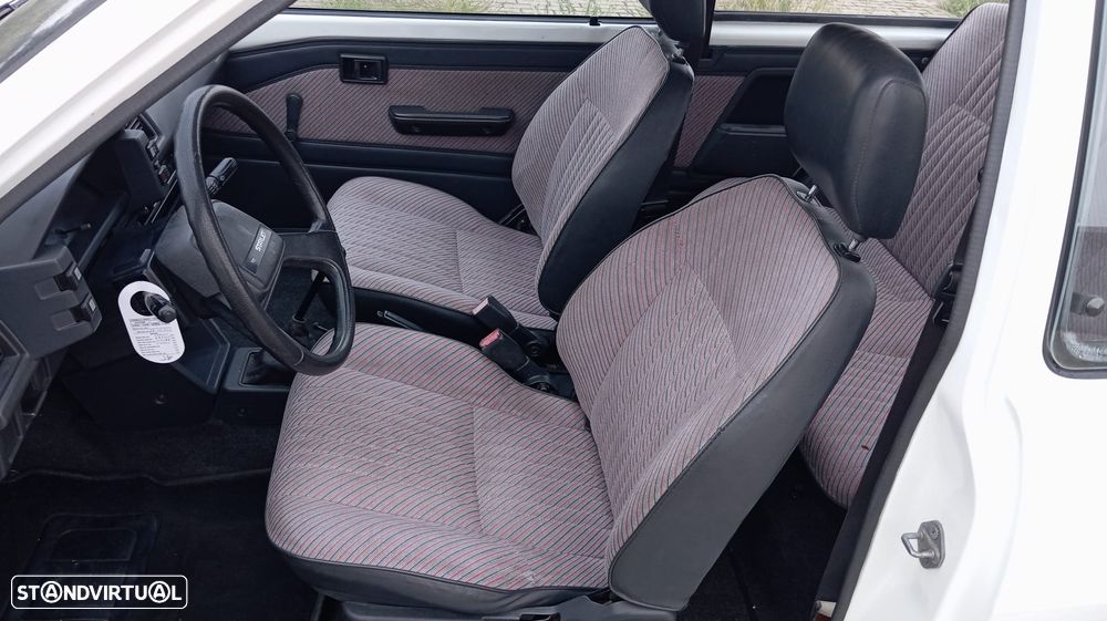 Toyota Starlet 1.0 - 5